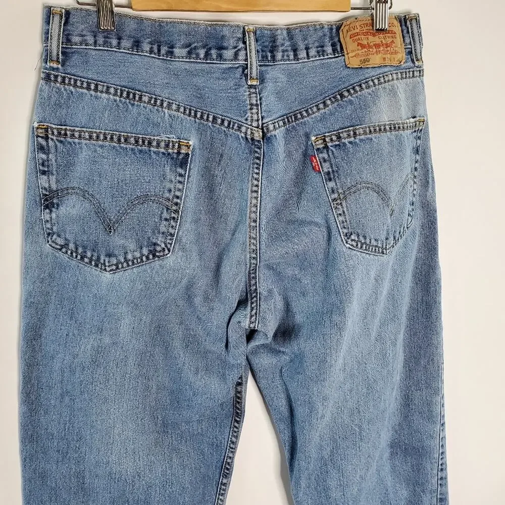 VINTAGE Levi's 550 Relaxed Fit Jeans 36x30 Denim Med Wash Straight Leg